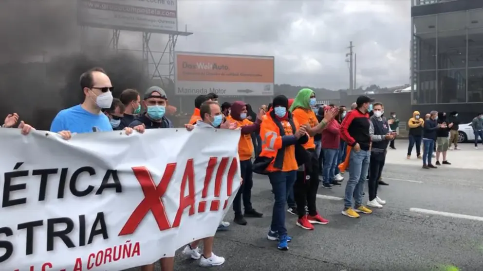 El comit&eacute; de empresa de Alu Ib&eacute;rica A Coru&ntilde;a  cort&oacute; el tr&aacute;fico en la ciudad herculina./CCOO.