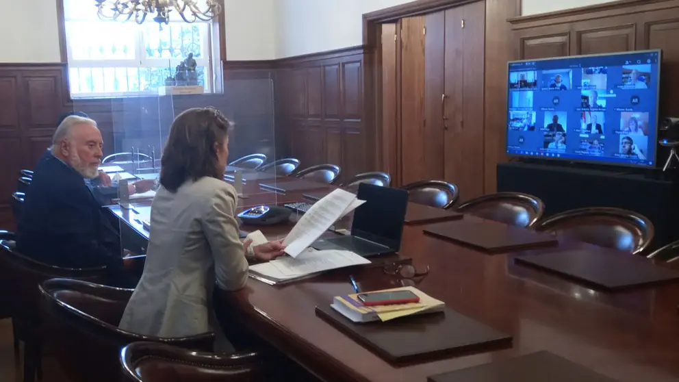 Consejo de administraci&oacute;n telem&aacute;tico del Puerto de Vigo.