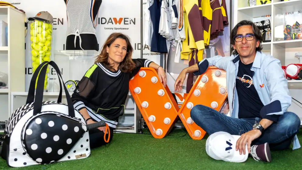 Lara y Carlos, fundadores de la firma de moda deportiva IDAWEN.
