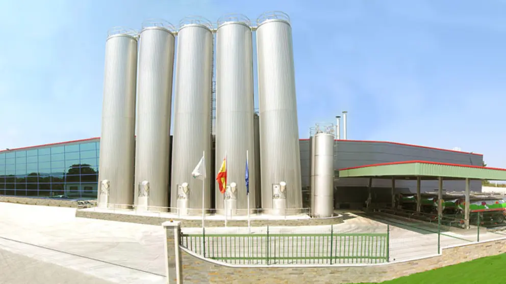 Foto Planta Leche R&iacute;o.