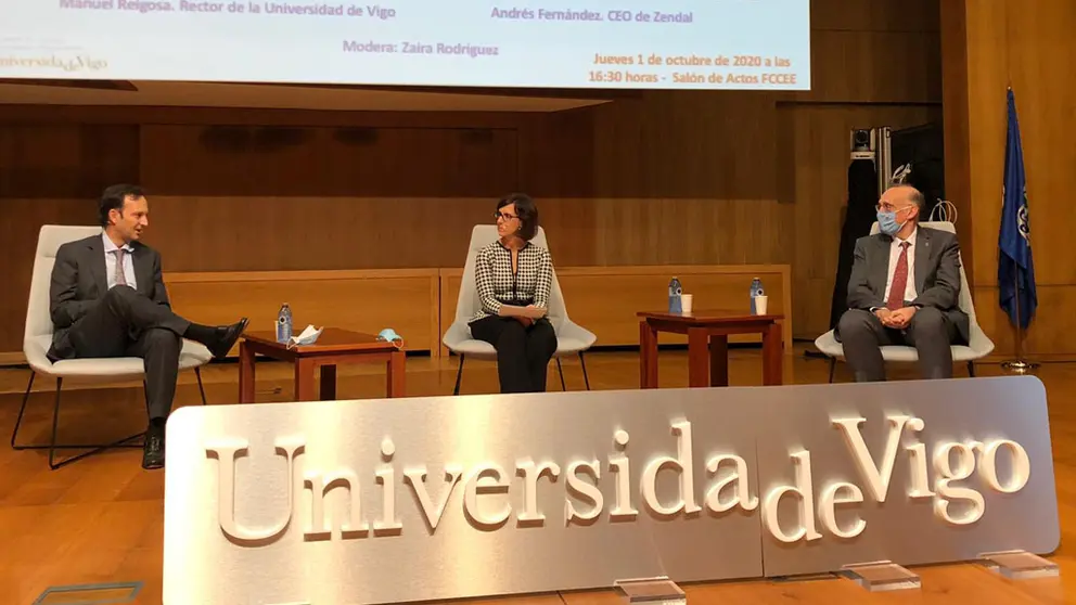 Debate entre Andr&eacute;s Fern&aacute;ndez, CEO de Zendal, y el rector de la Uvigo, Manuel Reigosa, moderados por Zaira Gonz&aacute;lez.