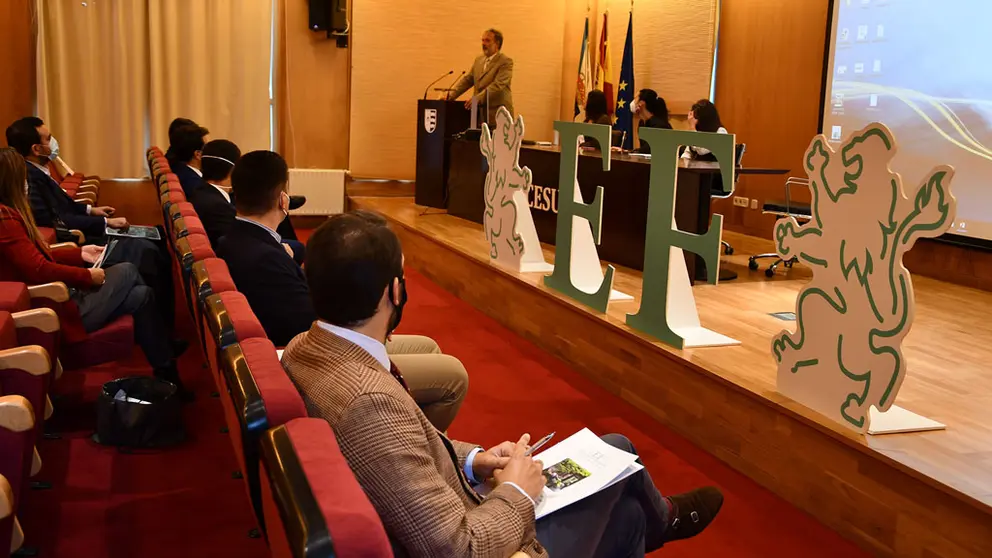 Acto de inauguraci&oacute;n del curso en EF Business School.
