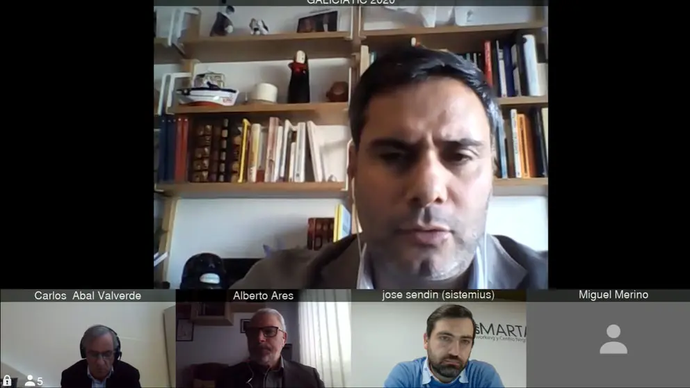 Captura de la &uacute;ltima sesi&oacute;n virtual de GaliciaTIC 2020. Una mesa tem&aacute;tica sobre casos de &eacute;xito y soluciones tecnol&oacute;gicas en el &aacute;mbito de la Industria 4.0, en la que participaron: Luis Rey, de INEO; Carlos Abal, de OpenSoft; Alberto Ares, de CTI, y Jose Manuel Sendin, de Sistemius.