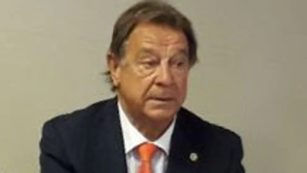 Carlos Mantilla era el decano del Colegio de Economistas de Pontevedra.