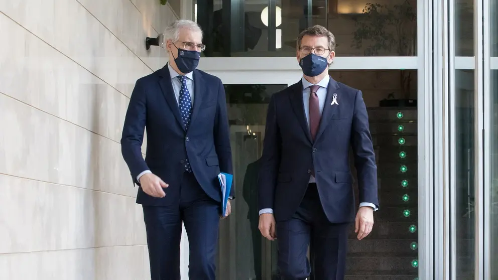 El vicepresidente econ&oacute;mico, Francisco Conde, y el presidente de la Xunta, Alberto N&uacute;&ntilde;ez Feij&oacute;o./A.VARELA.