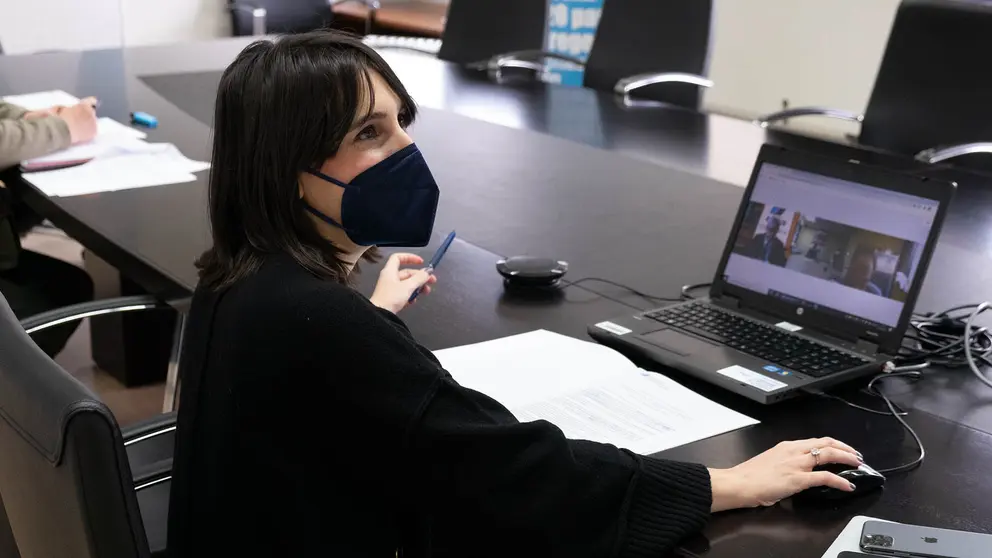 11,00 h.-    A conselleira de Emprego e Igualdade, Mar&iacute;a Jes&uacute;s Lorenzana, manter&aacute; unha xuntanza por videoconferencia cos representantes da mesa do Di&aacute;logo Social. Na sala de xuntas da Conseller&iacute;a. No edificio administrativo de San L&aacute;zaro (terceiro andar

foto xo&aacute;n crespo
09/02/2021
