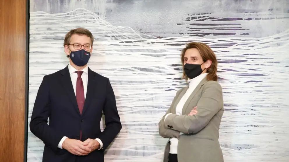 el presidente de la Xunta, Alberto N&uacute;&ntilde;ez Feij&oacute;o y la ministra de Transici&oacute;n Ecol&oacute;gica, Teresa Ribera.