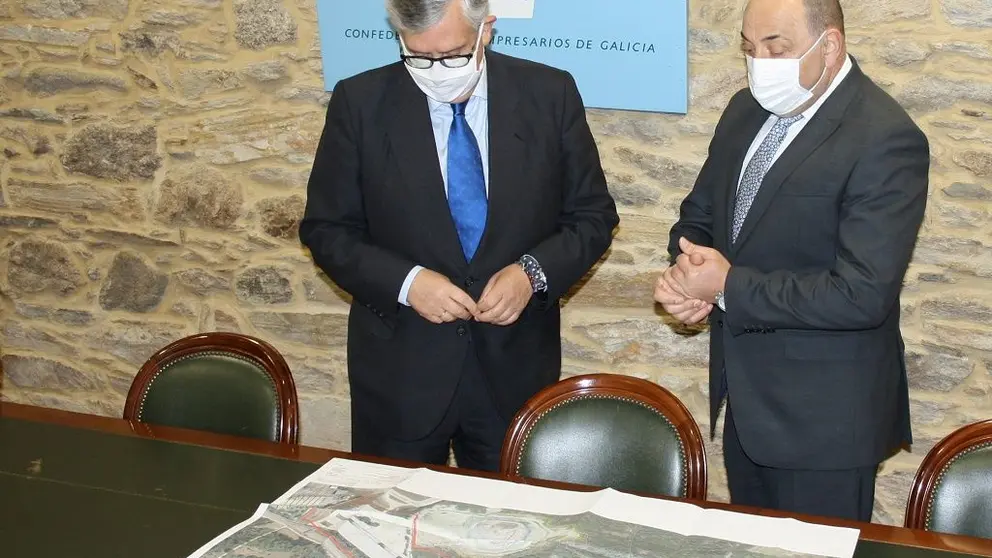 El presidente de la patronal gallega, Juan Manuel Vieites, y el presidente de los empresarios del Pol&iacute;gono San Cibrao, Jos&eacute; Antonio Rodr&iacute;guez Araujo.