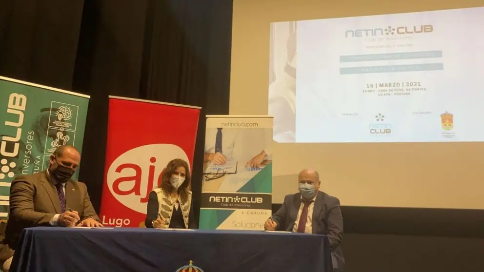 Enrique Saint-Gerons, consejero delegado de Netin Club, firm&oacute; un acuerdo de colaboraci&oacute;n con Raquel L&oacute;pez, presidenta de AJE Lugo.