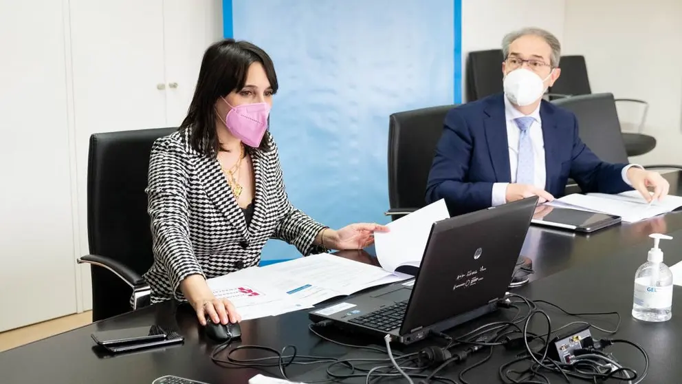 En primer t&eacute;rmino, la conselleira de Emprego e Igualdade, Mar&iacute;a Jes&uacute;s Lorenzana.