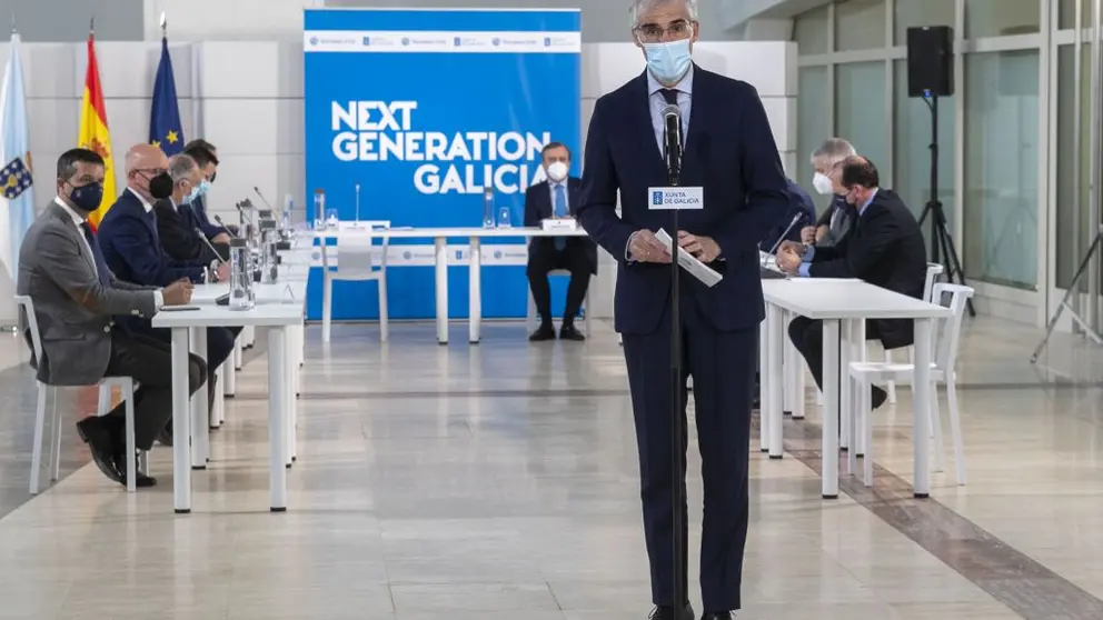 Los consejeros de la nueva Sociedad impulsora, y en primer t&eacute;rmino, el que ser&aacute; su presidente, el conselleiro Francisco Conde.