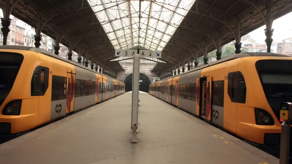 Estaci&oacute;n de Tren Porto-S&atilde;o Bento./ David Mark en Pixabay.
