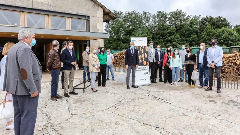 Axenes do sector forestal na presentaci&oacute;n en Vedra (A Coru&ntilde;a) do informe