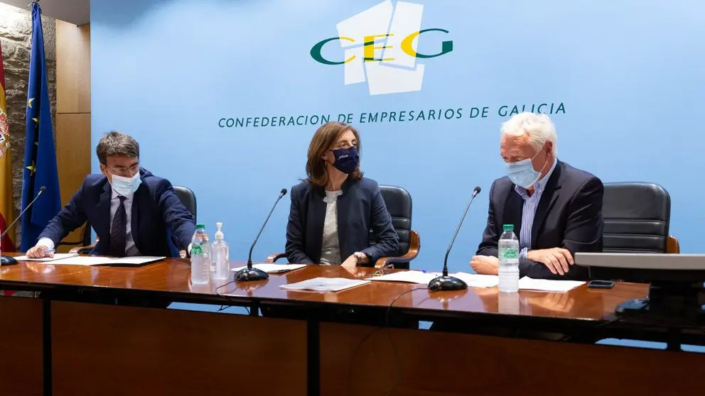 lLa conselleira de Medio Ambiente, Territorio e Vivenda, &Aacute;ngeles V&aacute;zquez, en la clausura de la asamblea de Fegape./X.CRESPO.