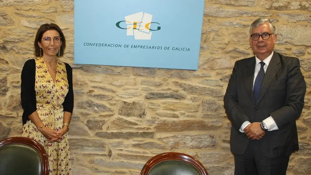 Carla Reyes, presidenta de Executivas, y Juan Manuel Vieites, presidente de la CEG.