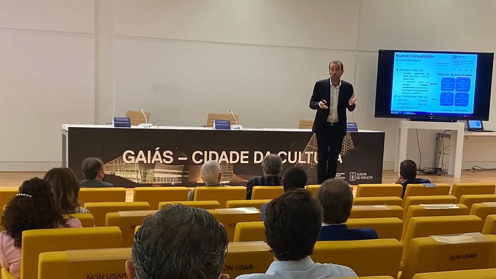 Ponencia de Alex Ray&oacute;n, vicerrector de Relaciones Internacionales y Transformaci&oacute;n Digital de la Universidad de Deusto y director de Deusto Big Data.