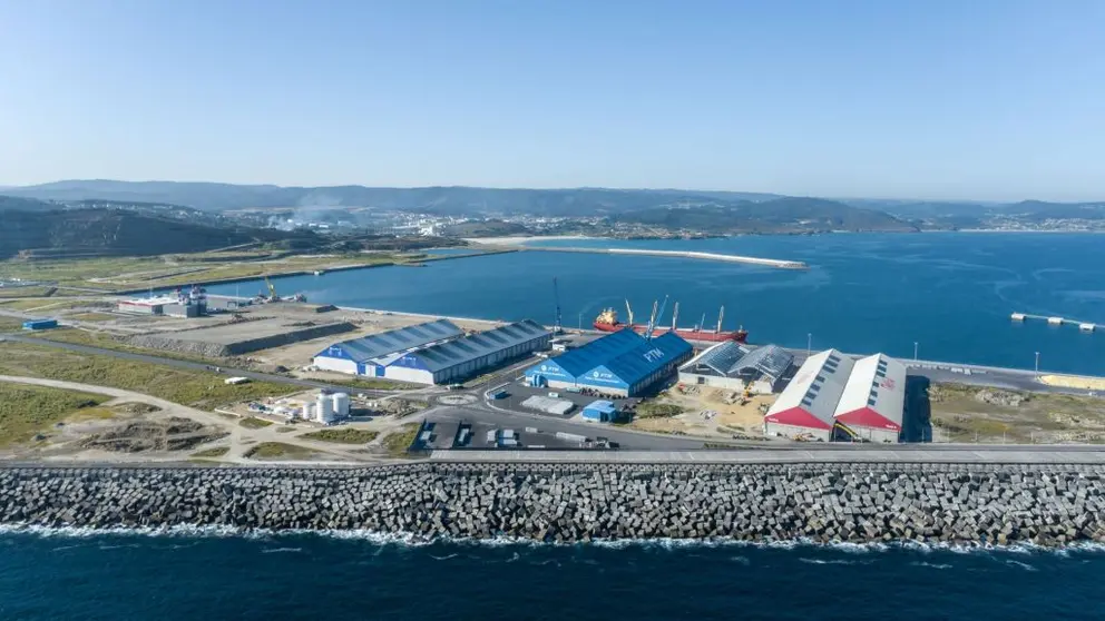 La nueva carretera comunicar&aacute; el vial principal del Puerto Exterior coru&ntilde;&eacute;s con el dique de abrigo.