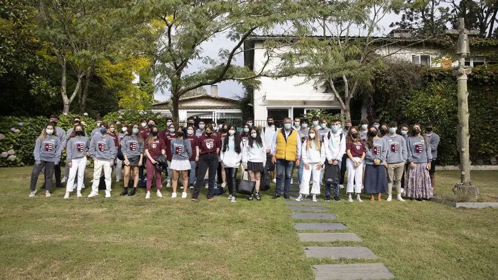 Los nuevos estudiantes de Cesuga fueron recibidos en el campus de EF Business School.
