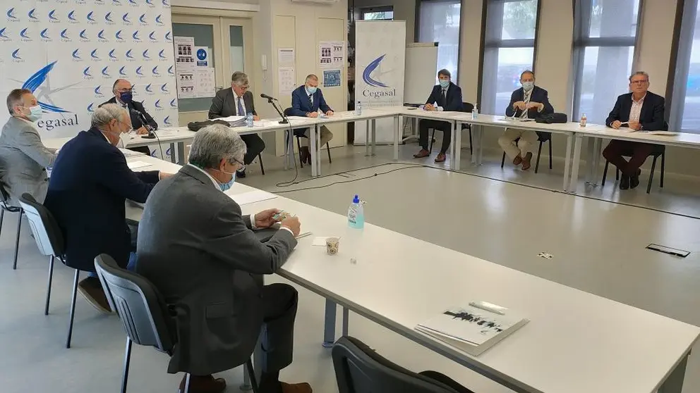 Comit&eacute; ejecutivo y junta directiva de la CEG celebrados en el edificio multiusos de Cegasal.