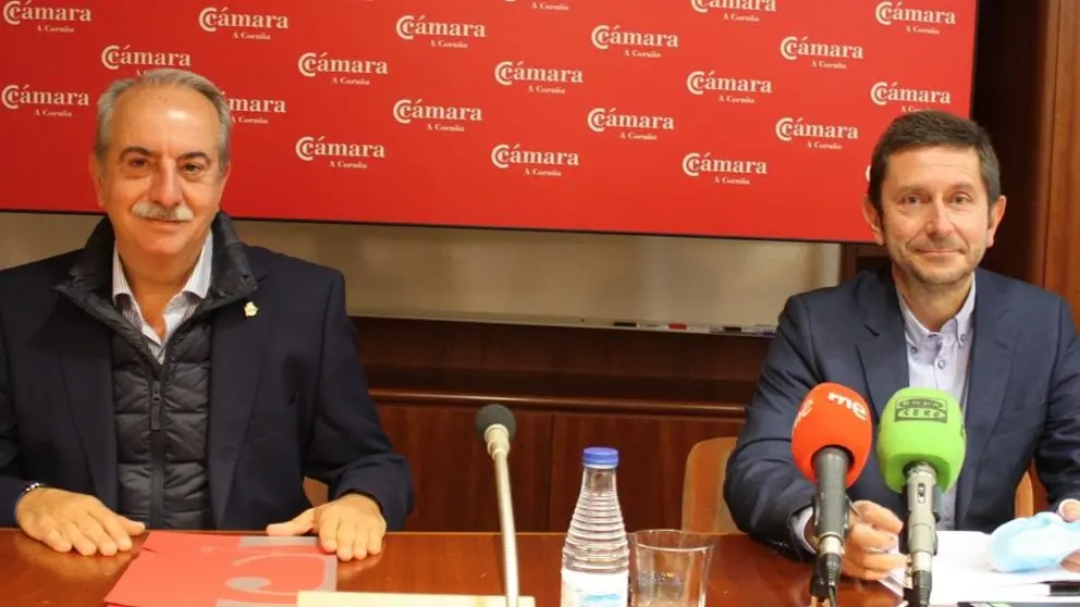 Antonio Couceiro y Manuel Galdo presentaron el Plan Operativo Anual de la C&aacute;mara de A Coru&ntilde;a.