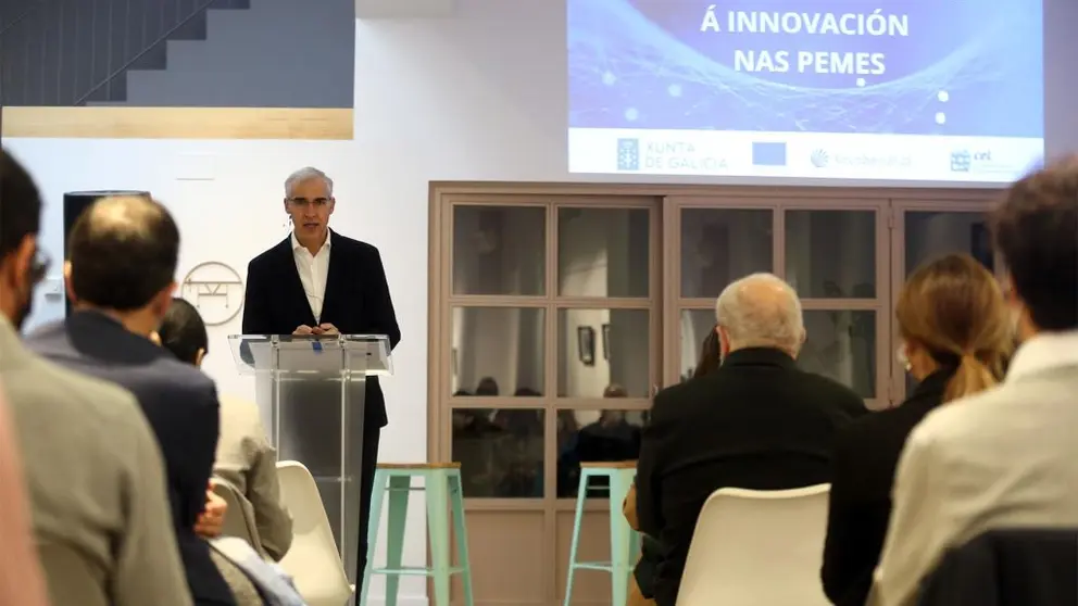 El conselleiro Francisco Conde present&oacute; en Lugo el Programa de Impulso a la Innovaci&oacute;n en las pymes./S.SENANDE.