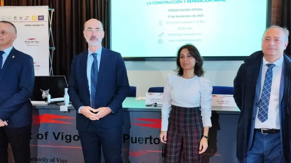 Cebreiros, V&aacute;zquez Almu&iacute;&ntilde;a, Toca y G&oacute;mez en la presentaci&oacute;n p&uacute;blica de Vigo Ship Repair.