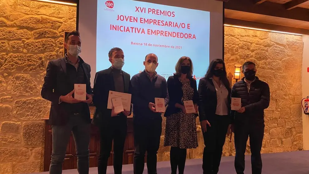 Galardonados en la 16&ordf; edici&oacute;n del Premio Joven Empresario e Iniciativa Emprendedora de AJE Vigo./FACEBOOK AJE.