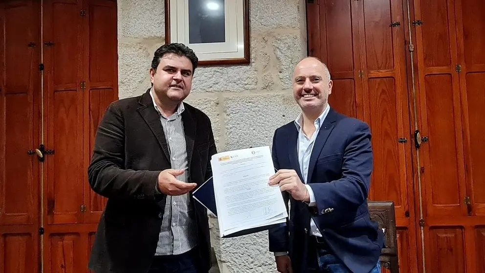 O concelleiro de Poio e o delegado da Zona Franca, David Regades.