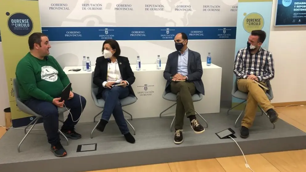 Jornada "Desarrollo 
rural y repoblaci&oacute;n sostenible" celebrada en Ourense.