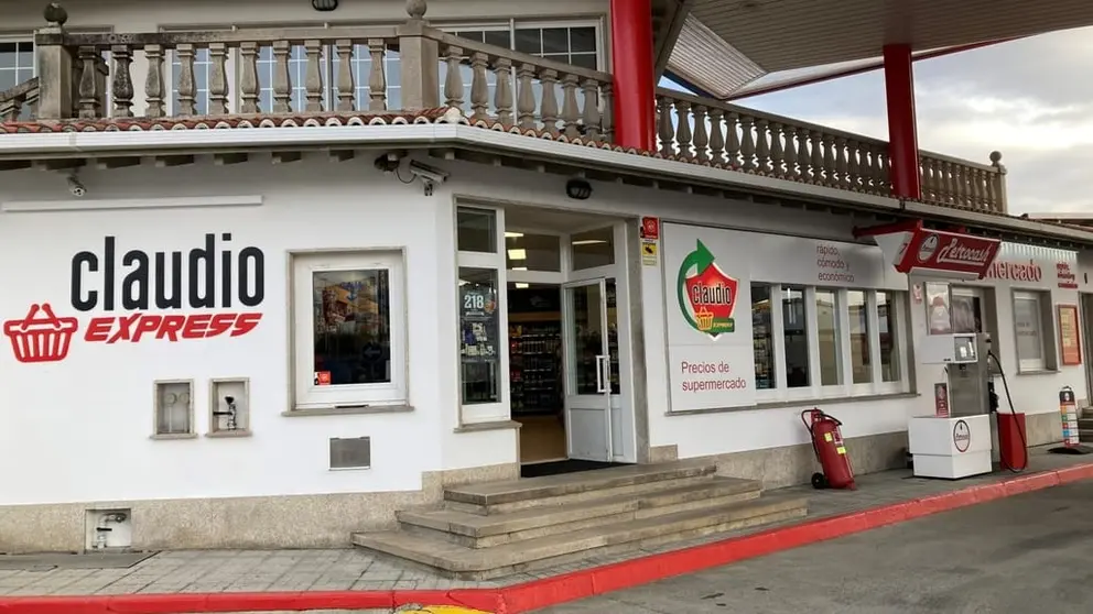 Nuevo Claudio Express en el pol&iacute;gono Industrial de A G&aacute;ndara (Ferrol).