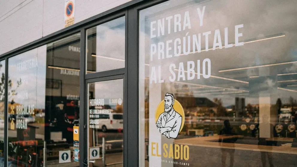 Una ferreter&iacute;a El Sabio.