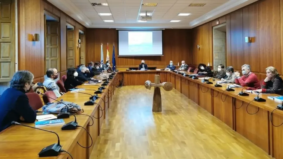 La comisi&oacute;n permanente del CES Galicia recibi&oacute; a miembros de la Fundaci&oacute;n Inade.