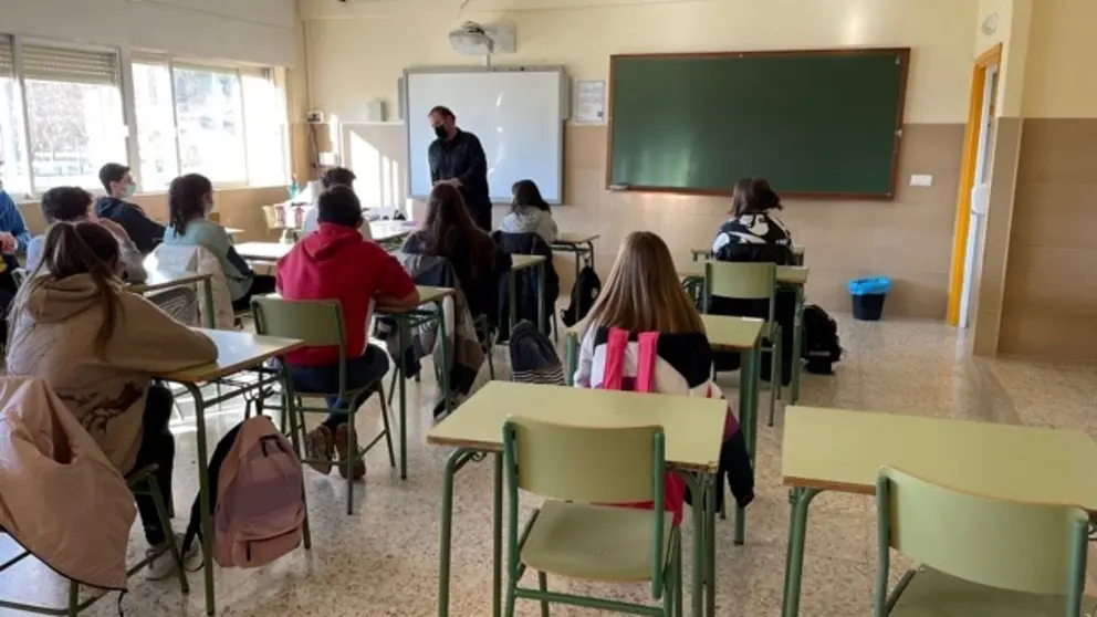 Una sesi&oacute;n del programa EmprendeTE en el IES do Barco.