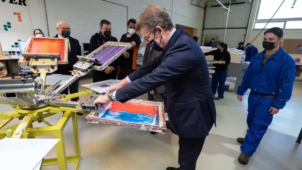 El presidente de la Xunta present&oacute; los resultados de la encuetsa de inserci&oacute;n laboral en FP./D.CABEZ&Oacute;N. XUNTA DE GALICIA.