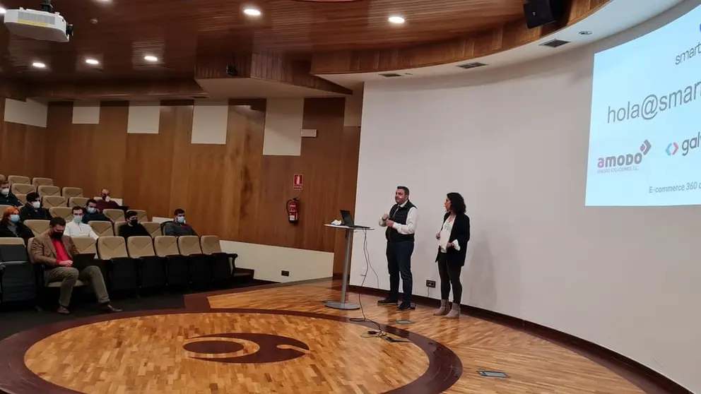 Responsables de Galvintec, Amodo Soluciones y SIMER-Grumerosa presentaron Smartgecko en la Tecn&oacute;pole.