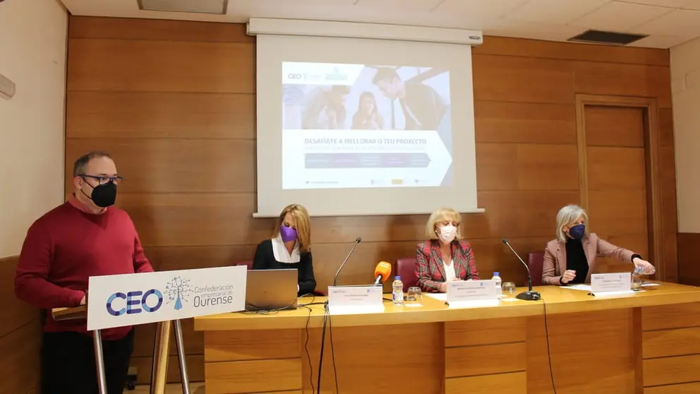 Daniel Di&eacute;guez, Eva Castro, Marisol Novoa y Covadonga Toca presentaron el Laboratorio de Iniciativas Sostenibles.