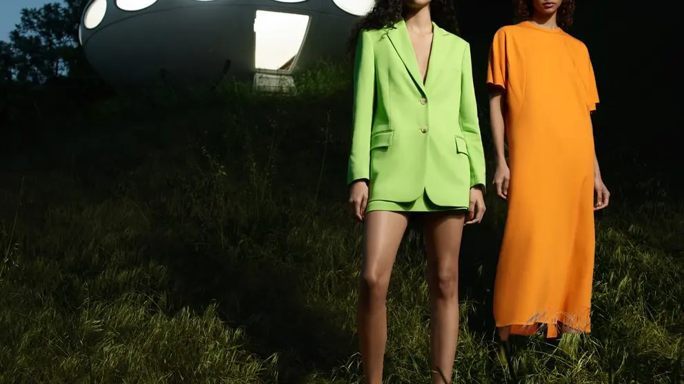 Prendas de la colecci&oacute;n c&aacute;psula de Zara elaboradas con la fibra reciclada Infinna./ZARA.