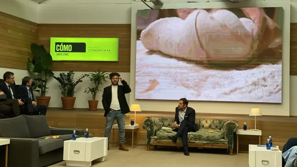 Jose Santiso, copropietario do Fogar do Santiso, participou na presentaci&oacute;n da gu&iacute;a elaborada por SEGITTUR.