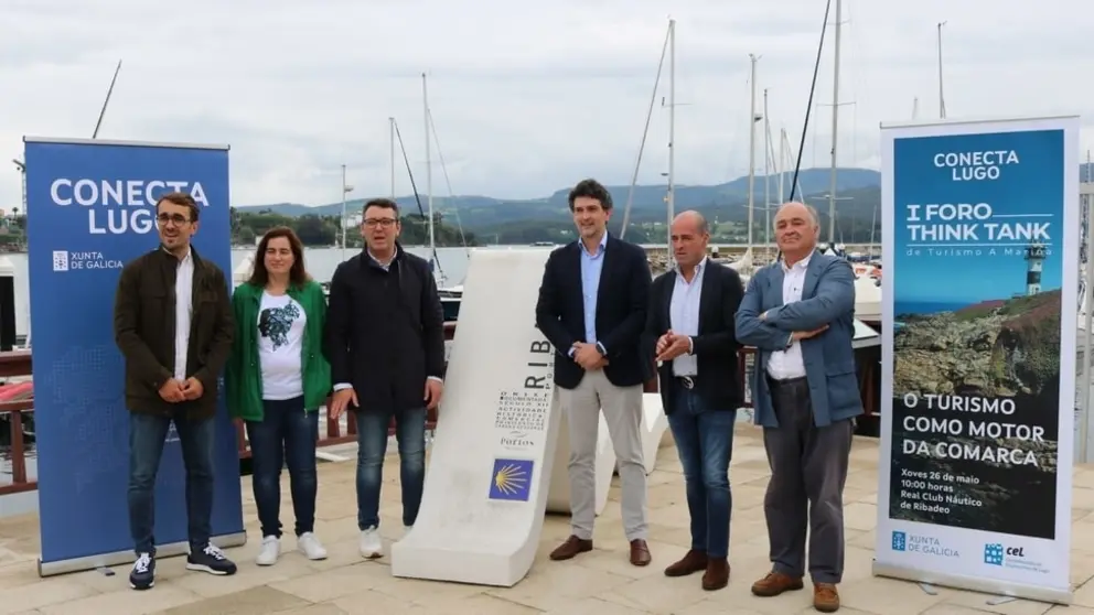 Presentaci&oacute;n del I Foro Think Tank de Turismo de A Mari&ntilde;a en el Real Club N&aacute;utico de Ribadeo.