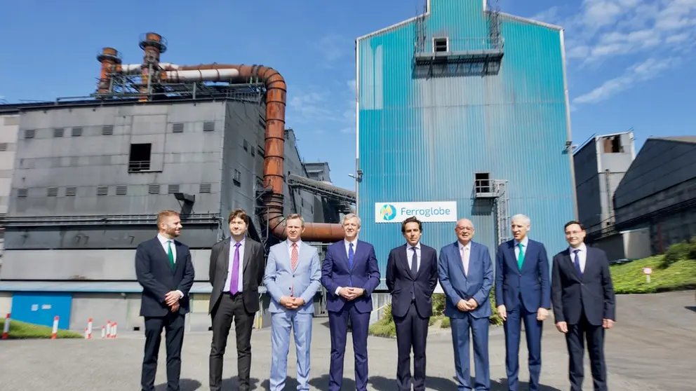Ferroglobe celebr&oacute; el 50&ordm; aniversario de su planta de Arteixo./ANA VARELA.