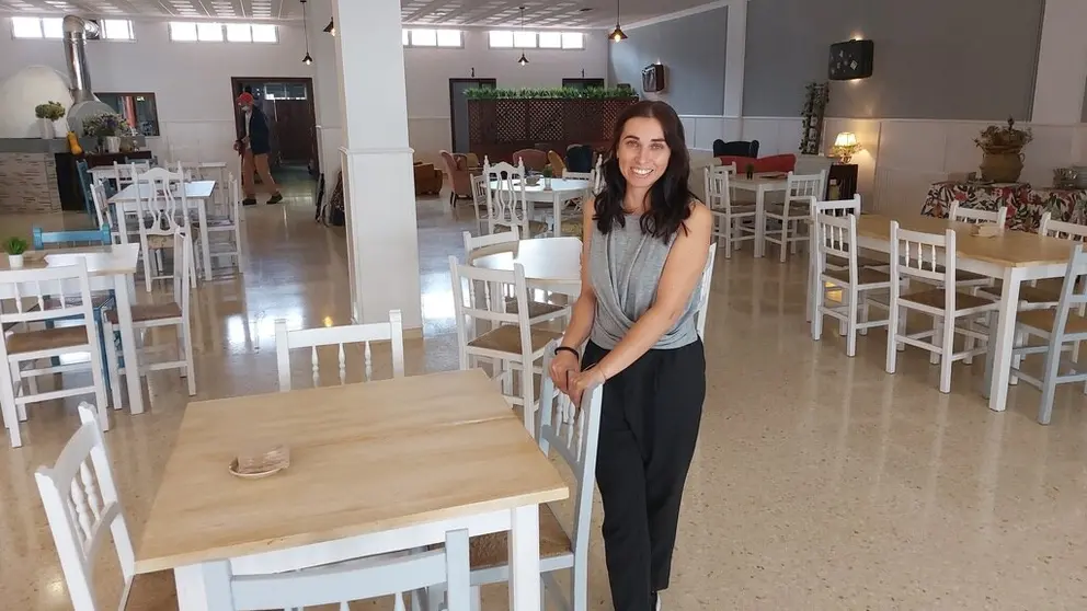 Marta Varela, en su hotel O Noso Fogar, en Ribadumia.