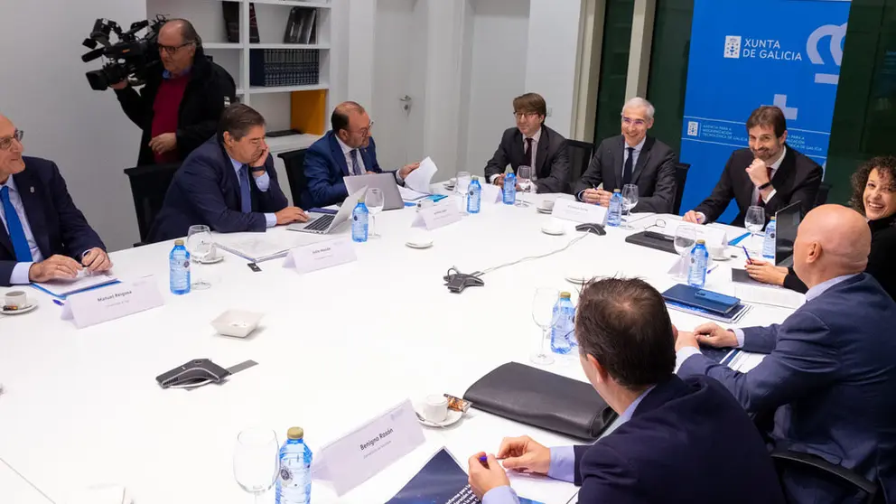Representantes de la Administraci&oacute;n gallega, las tres universidades y la Eurorregi&oacute;n integran el nodo galicIA.