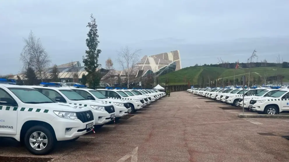 La flota de Land Cruiser entregada por Breog&aacute;n Motor ser&aacute; utilizada por la Conseller&iacute;a de Medio Rural.
