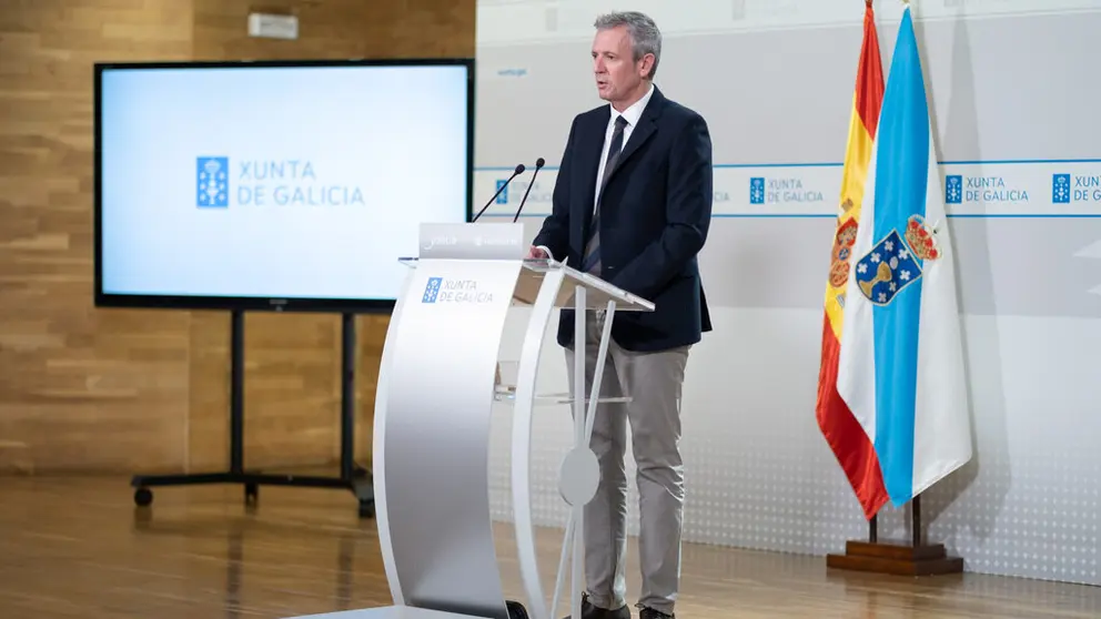 O presidente da Xunta, Alfonso Rueda, durante a rolda de prensa posterior &aacute; reuni&oacute;n semanal do Consello da Xunta. San Caetano, Santiago de Compostela, 29/12/22.