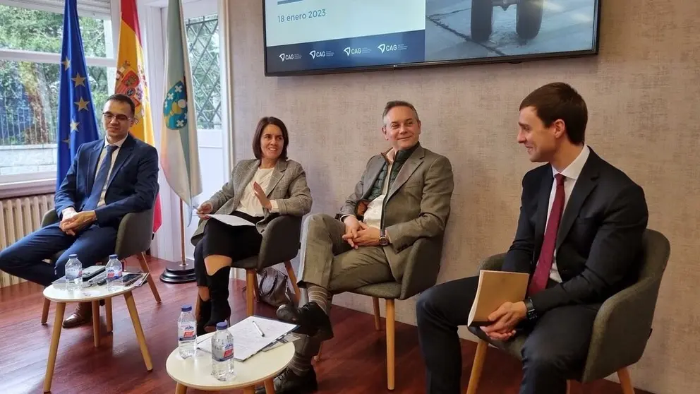 El Consorcio Aeronautico Gallego celebr&oacute; asamblea general extraordinaria en su sede de Vigo.