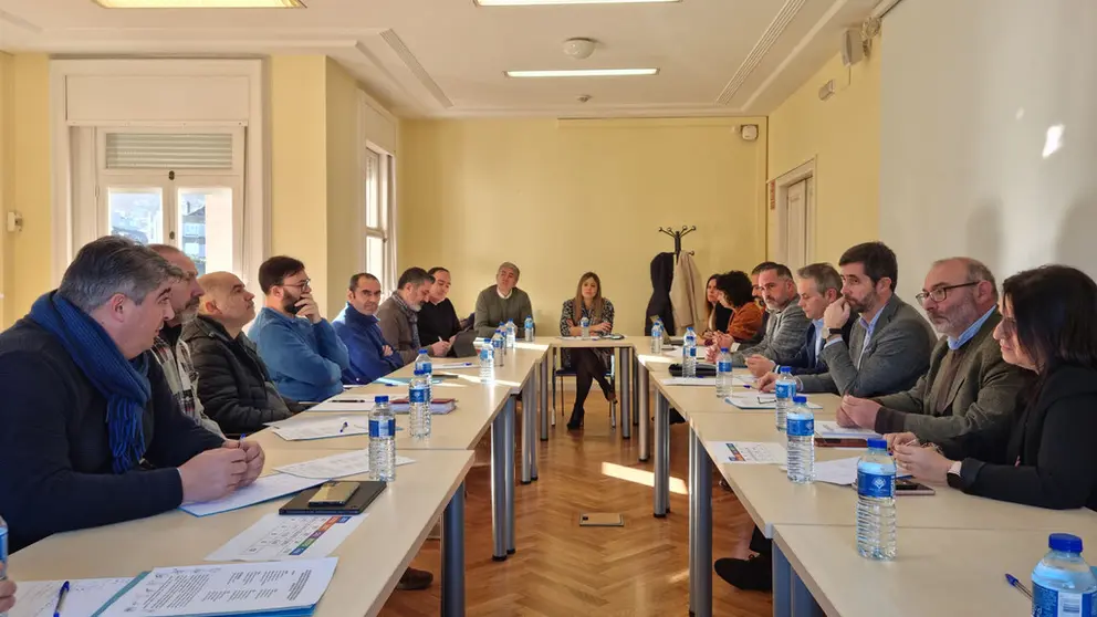 Reuni&oacute;n da comisi&oacute;n negociadora do convenio colectivo do metal de Pontevedra.