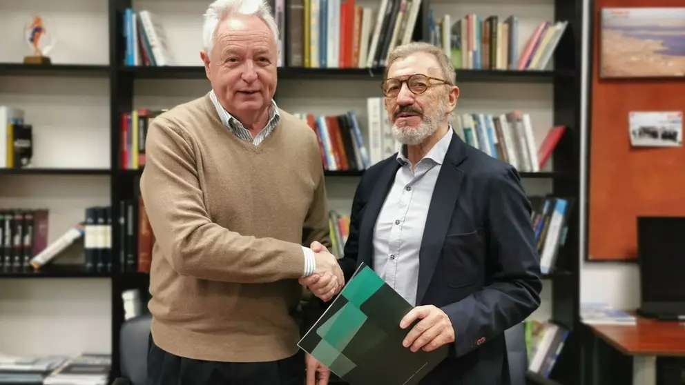 Santiago G&oacute;mara, presidente de Fegape, y Jos&eacute; Ram&oacute;n Santamar&iacute;a, presidente de Fundaci&oacute;n Inade.