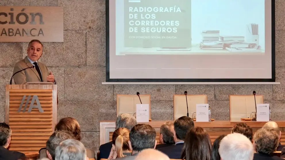 La Fundaci&oacute;n Inade present&oacute; en Santiago la &ldquo;Radiograf&iacute;a de los corredores de seguros con domicilio social en Galicia&rdquo;.