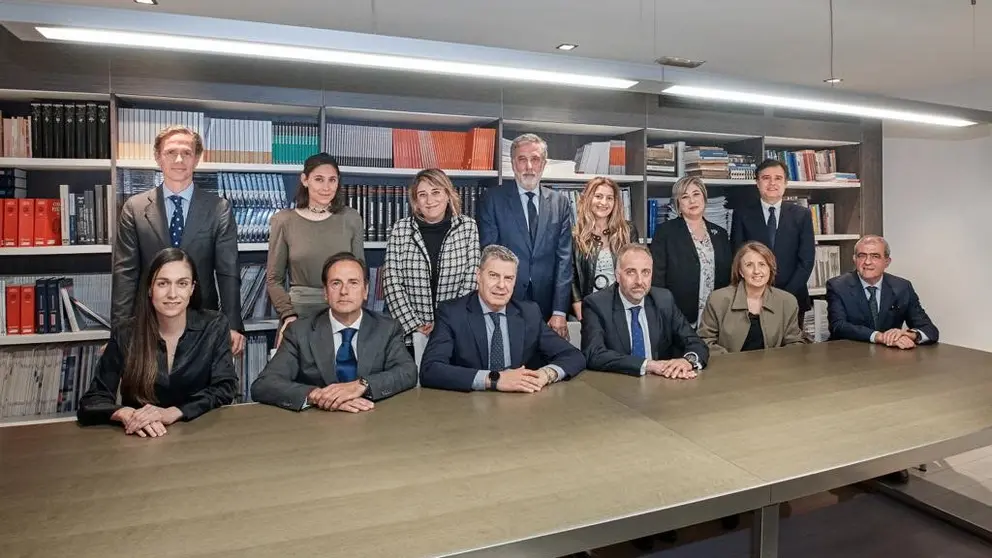 Junta de gobierno del Colegio de Economistas de A Coru&ntilde;a.