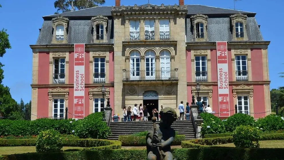 IFFE Business School organiza la Feria de Empleo y Formaci&oacute;n en su Campus de Oleiros.